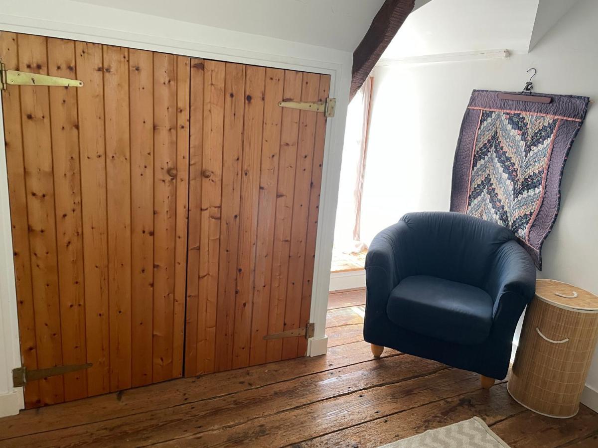 Maison Du Viaduc Du Bout De La Ville Lescouet-Jugon Extérieur photo